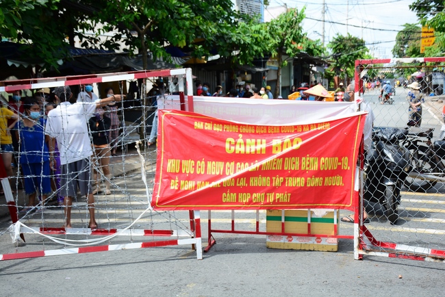 Chùa Hoằng Pháp: Tiếp tục hỗ trợ người dân khó khăn trong đại dịch Covid (đợt 8)